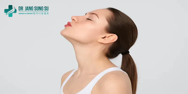 “Cá sấu” ngửa cổ