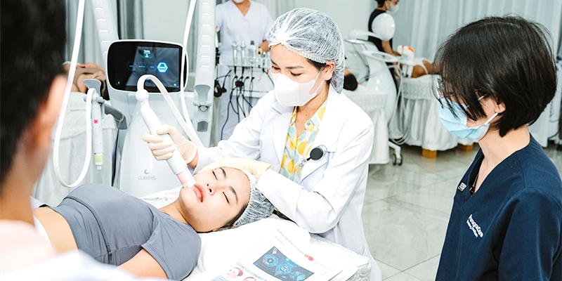 Kinh nghiệm của đội ngũ chuyên gia ra sao? Kinh nghiệm của đội ngũ chuyên gia ra sao?